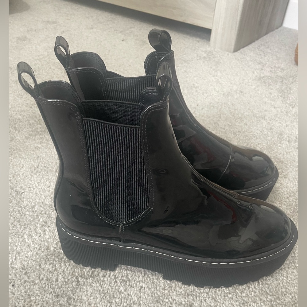 H&M Chunky Chelsea Boot - Picture 4 of 9